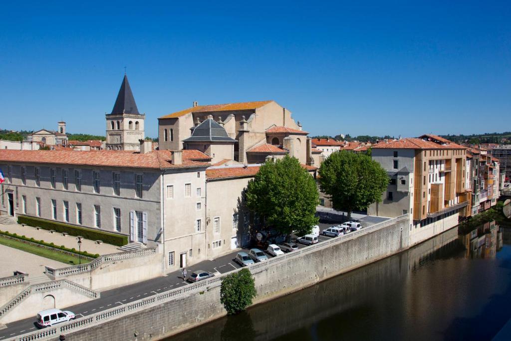 Grand Hotel De Castres Exterior foto